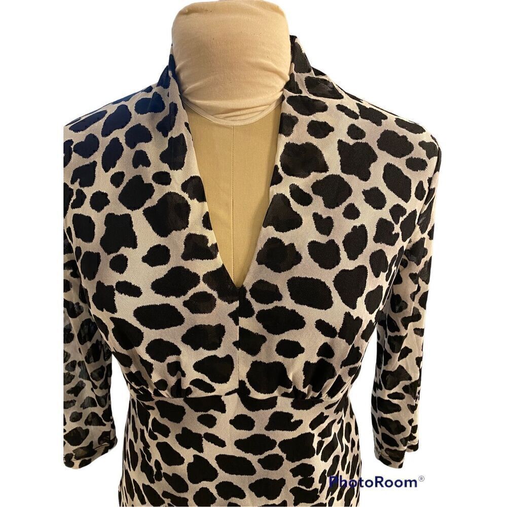 Dana Buchman Animal Print Top. Size M - Picture 6 of 9